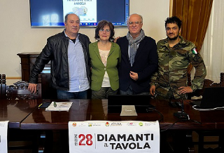 Ad Amandola torna “Diamanti a Tavola”: nove giorni dedicati al tartufo bianco dei Sibillini
